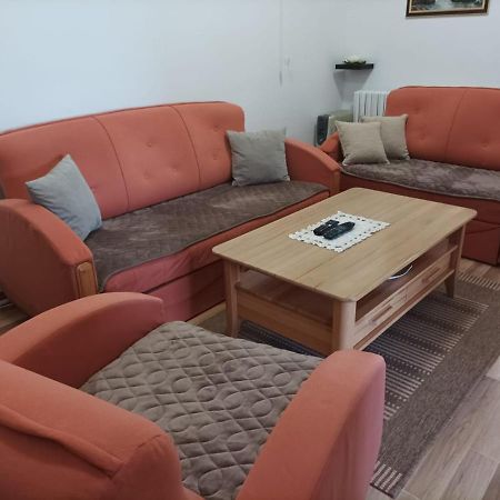 Apartman Meka SJJ Exterior photo