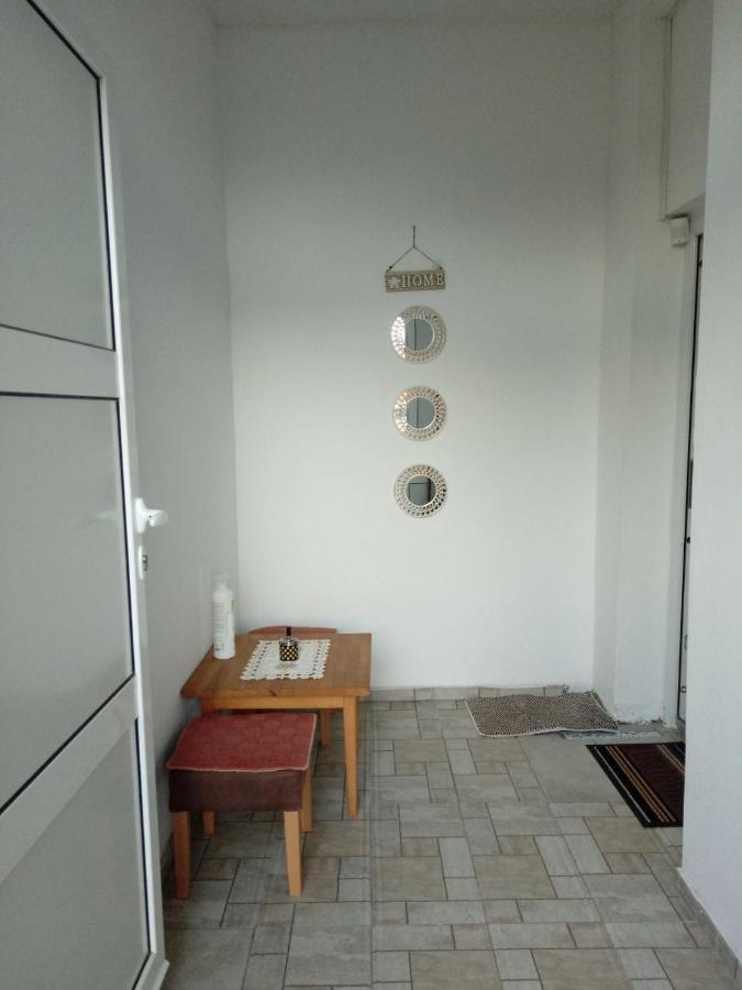 Apartman Meka SJJ Exterior photo